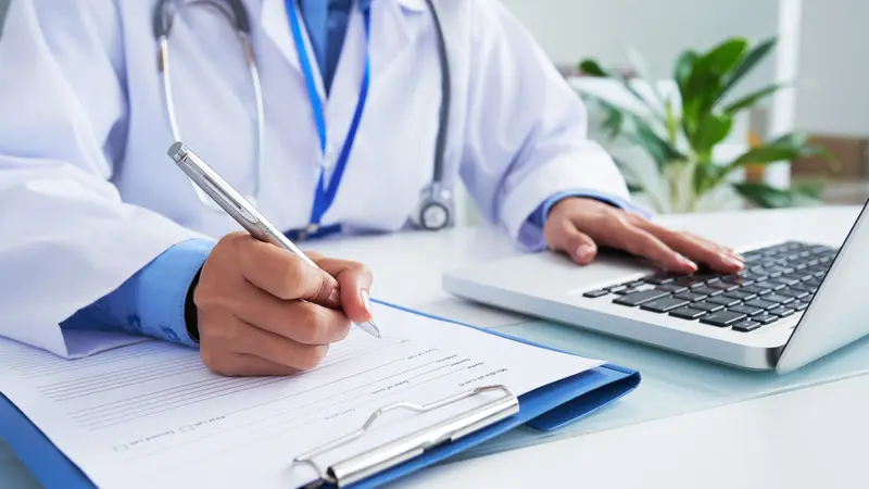 Dokter Spesialis Mau Dikirim ke Daerah? Siap-Siap Dapat Tunjangan Sampai Rp 30 Juta!